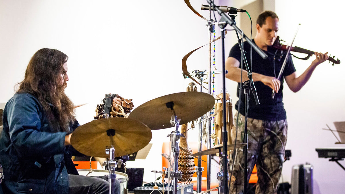 Carlos Niño and Miguel Atwood-Ferguson, photo by Kristie Kahns