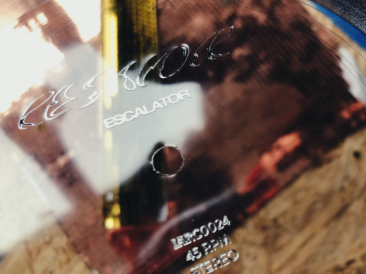 Resavoir - Escalator