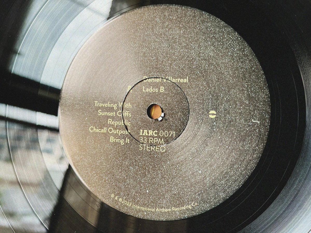 VINYL RECORD - Lados B by Daniel Villarreal